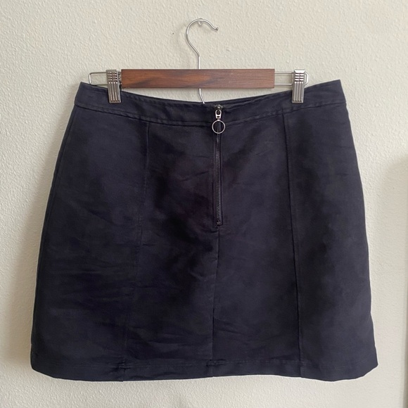 Old Navy Faux-Suede Utility A-Line Mini Skirt - Navy Blue - Picture 2 of 7